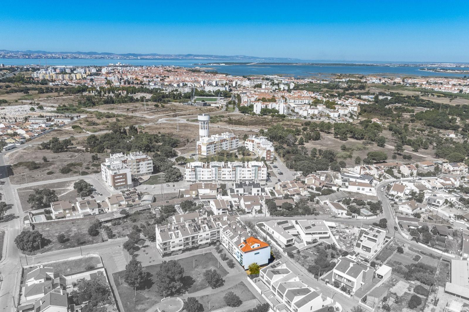 Apartamento T3 à venda em Santo António da Charneca, Barreiro — foto 34