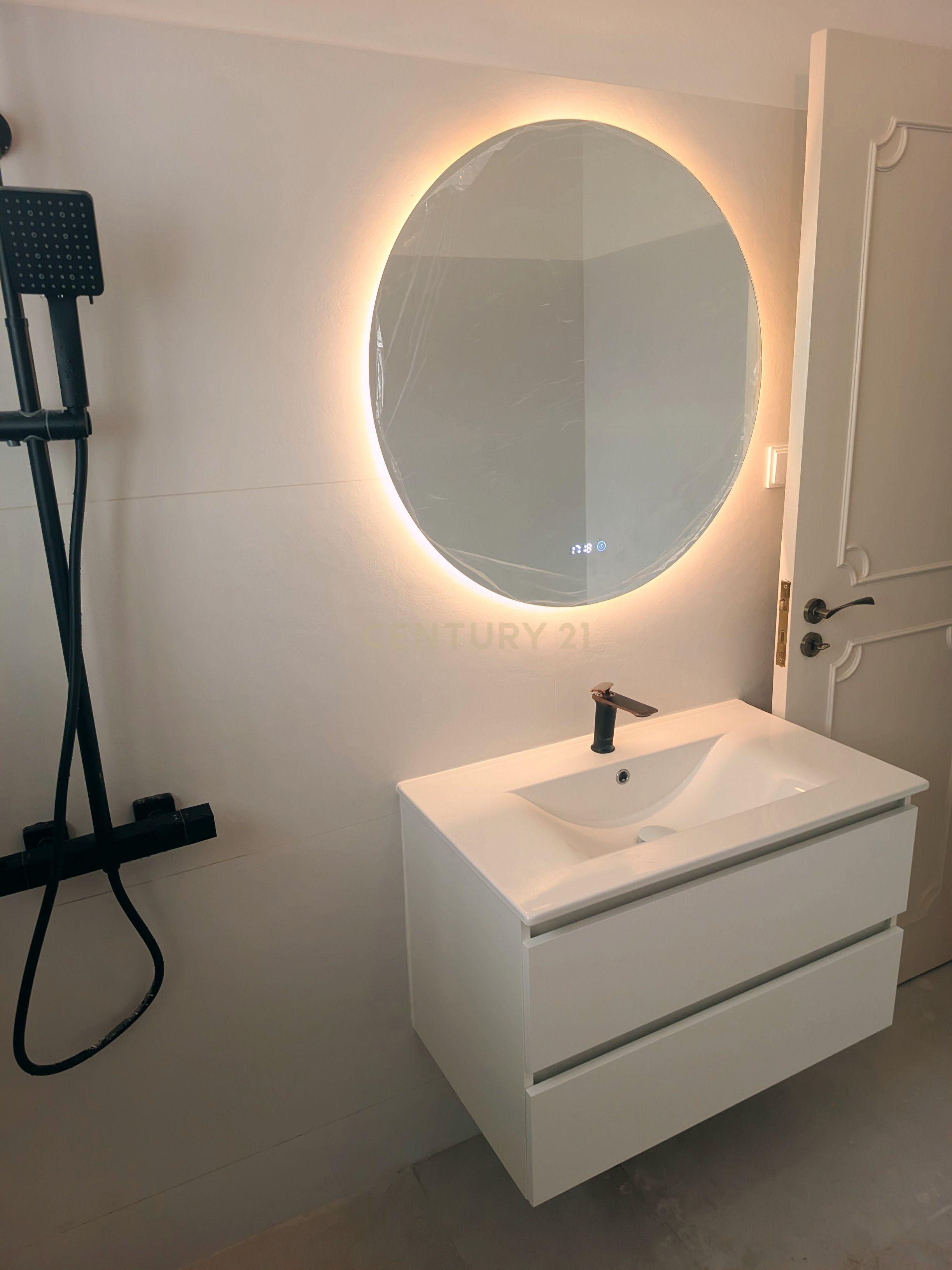 Fotografia 8 de Apartamento T2 em Campolide, Lisboa