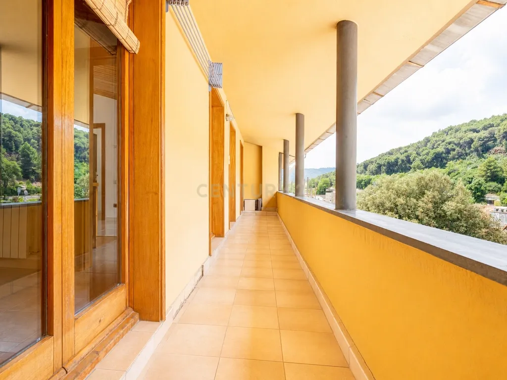 Crie a casa dos seus sonhos: duplex com terraço e múltiplas possibilidades. - Image 15