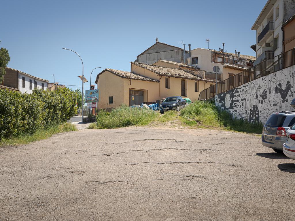 Hotel Moderno em Aragón com 25 Quartos e Vista Panorâmica - Image 12