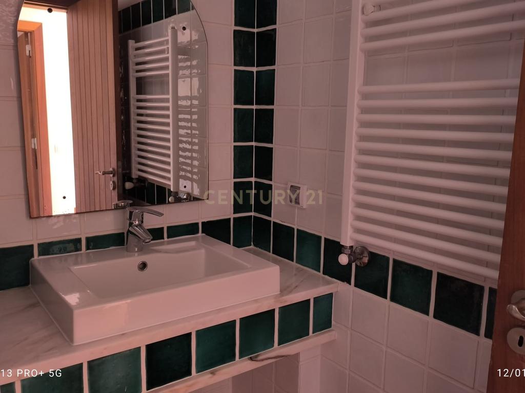 Moradia T2, em banda com terraço e jardim - Image 18
