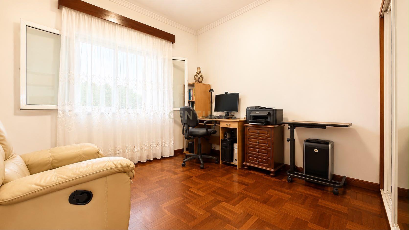 Fotografia 9 de Apartamento T2 com Vista Mar | Garajau