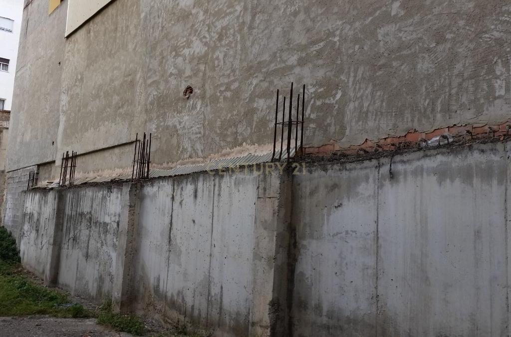 Grande lote urbano em Valência - Image 4