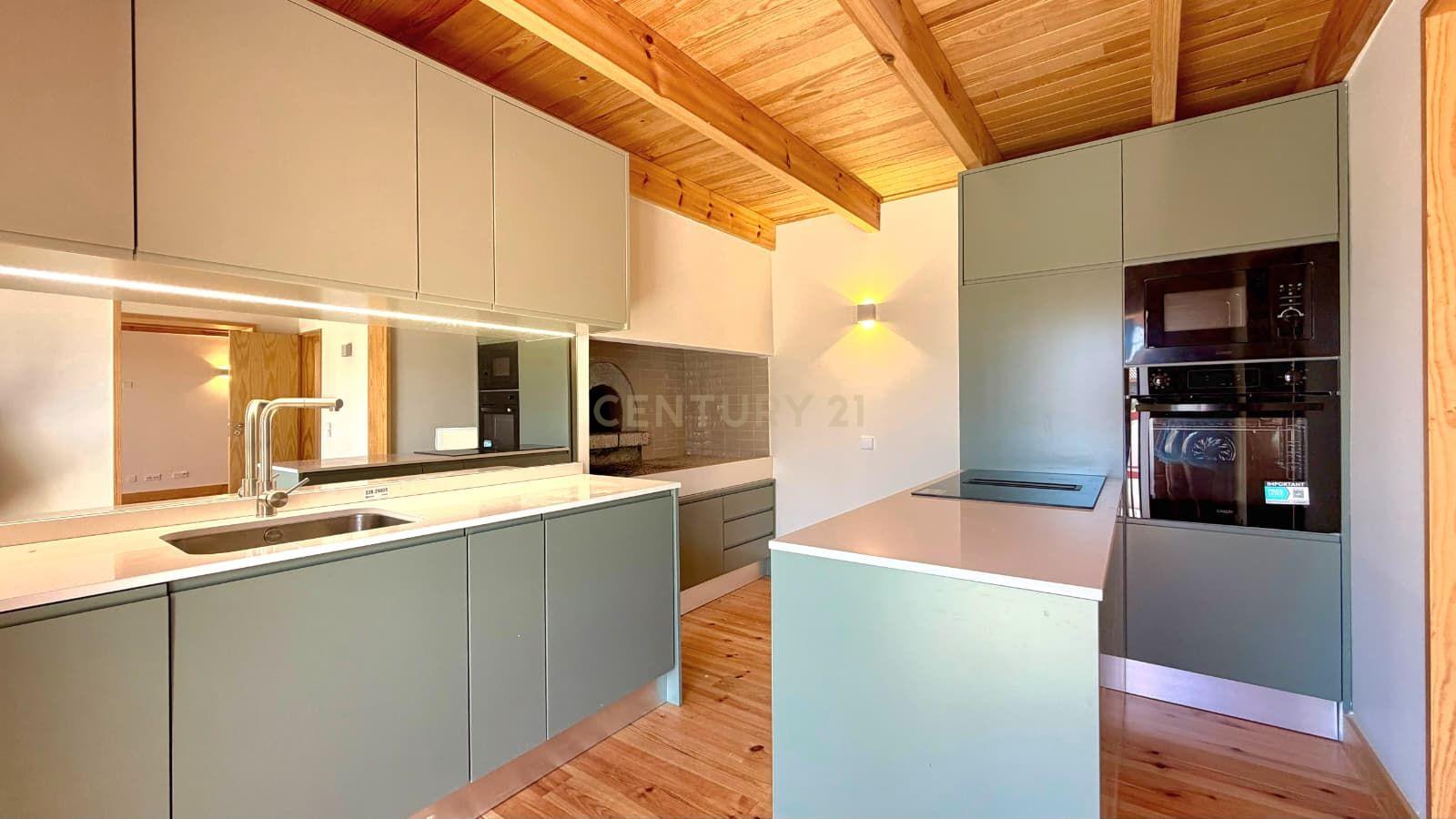 Moradia T2 em Calheta, €620.000
