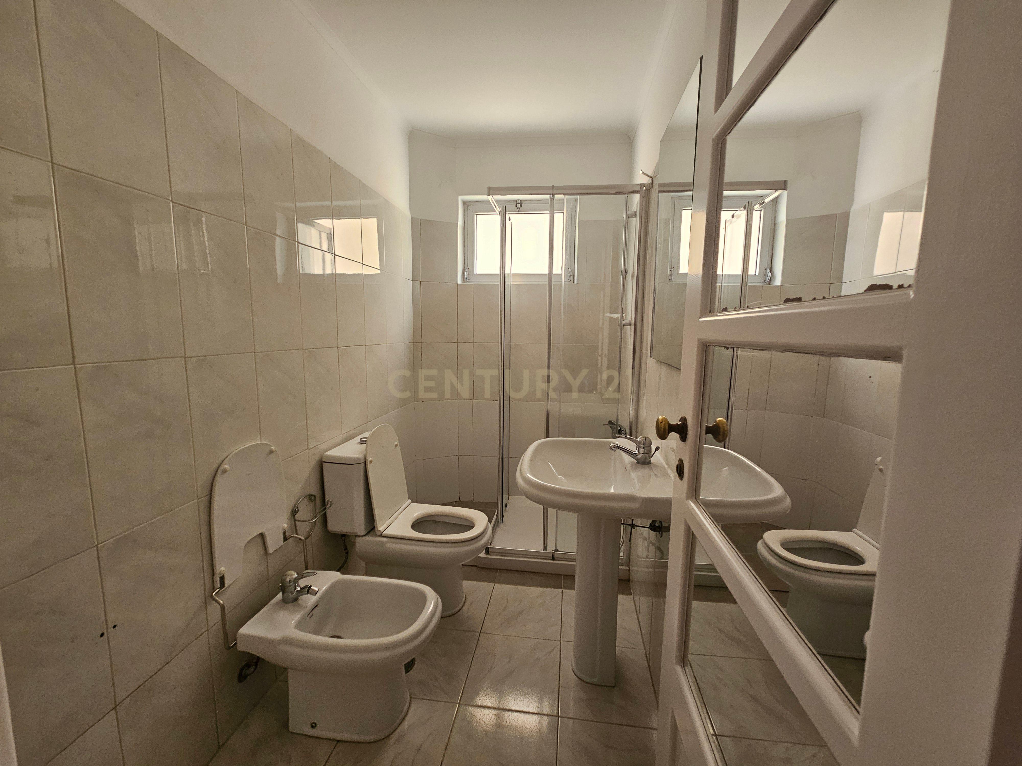 Fotografia 5 de Excelente Oportunidade T2+1 nas Avenidas Novas | Av. 5 de Outubro