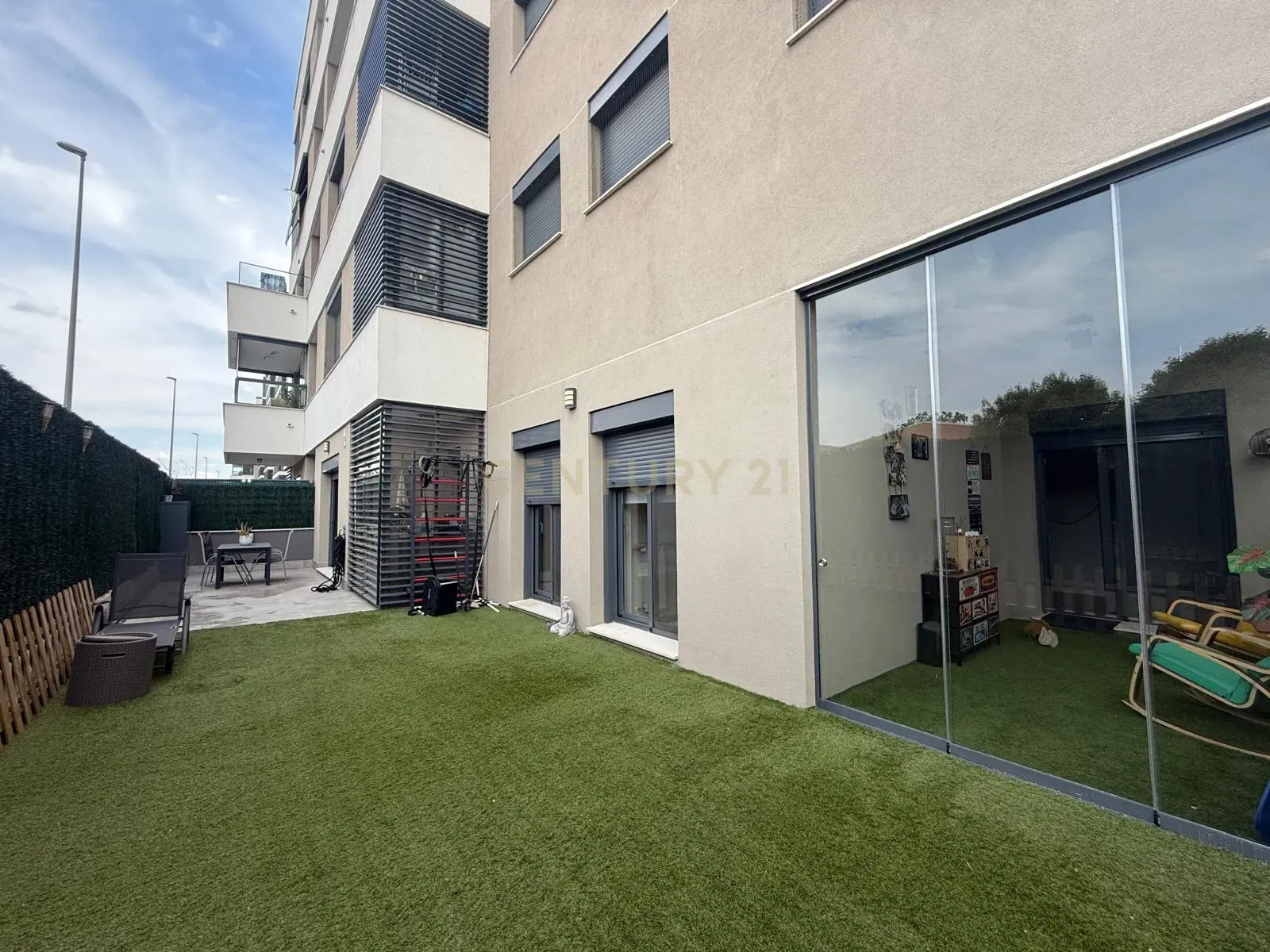  - Image 2