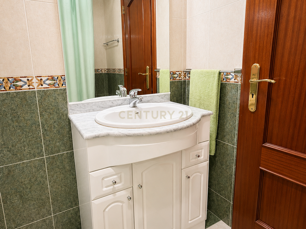 Apartamento T2 com Parqueamento | Rio de Mouro | Casais de Mem Martins - Image 18