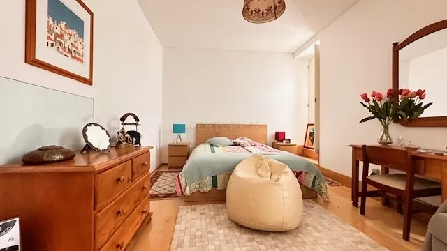 Venda de apartamento T1 no coração de Lisboa - Image 9