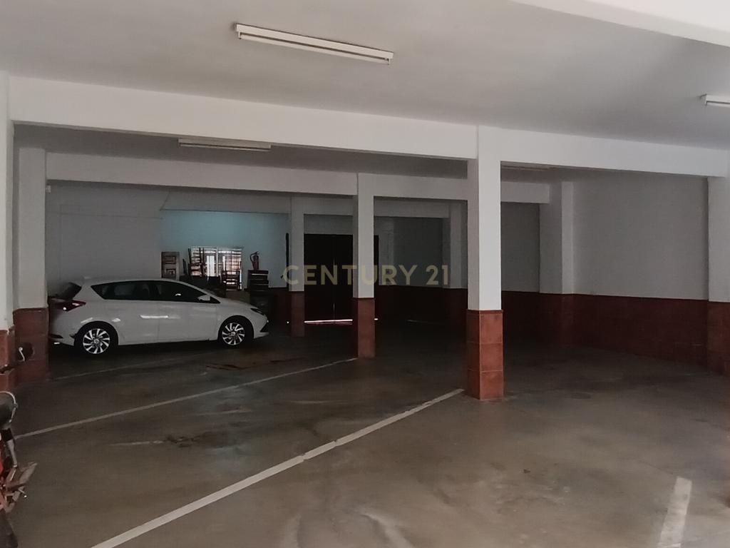 Espetacular T4 com Terraço e Garagem em Sevilla - 215.000€ - Image 49