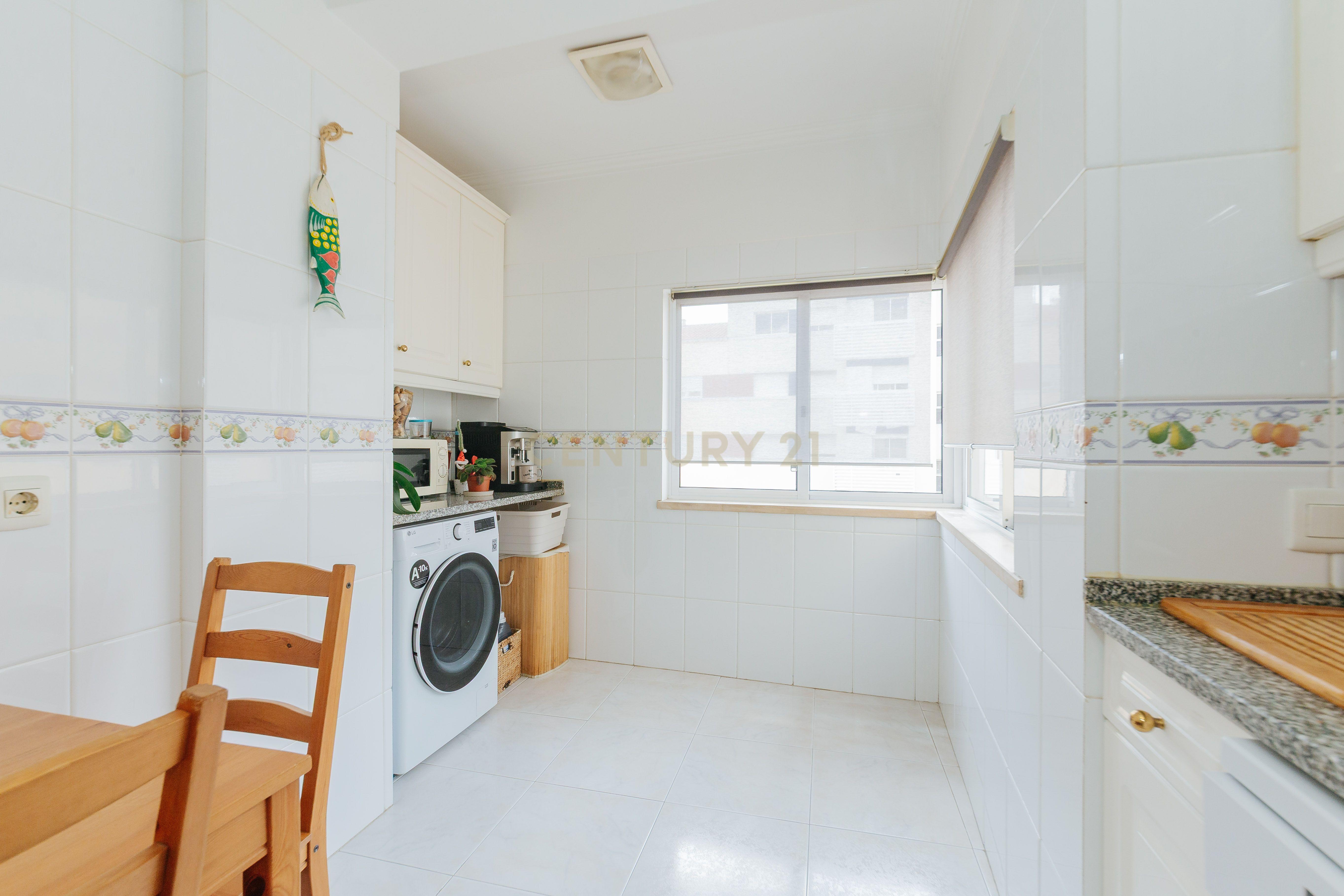 Fotografia 8 de Apartamento T3 em Santa Iria de Azoia, Loures