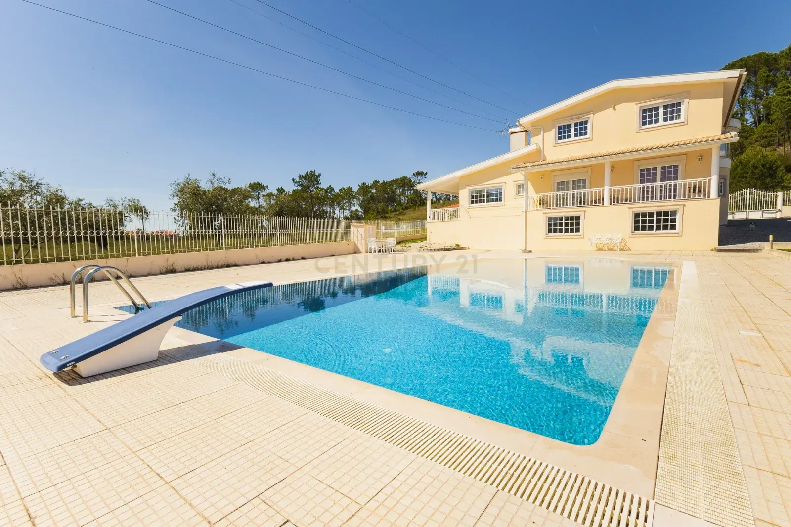 Fotografia 7 de Moradia em Cernache, Coimbra - T6 com Piscina, Ginasio, Parque infantil .