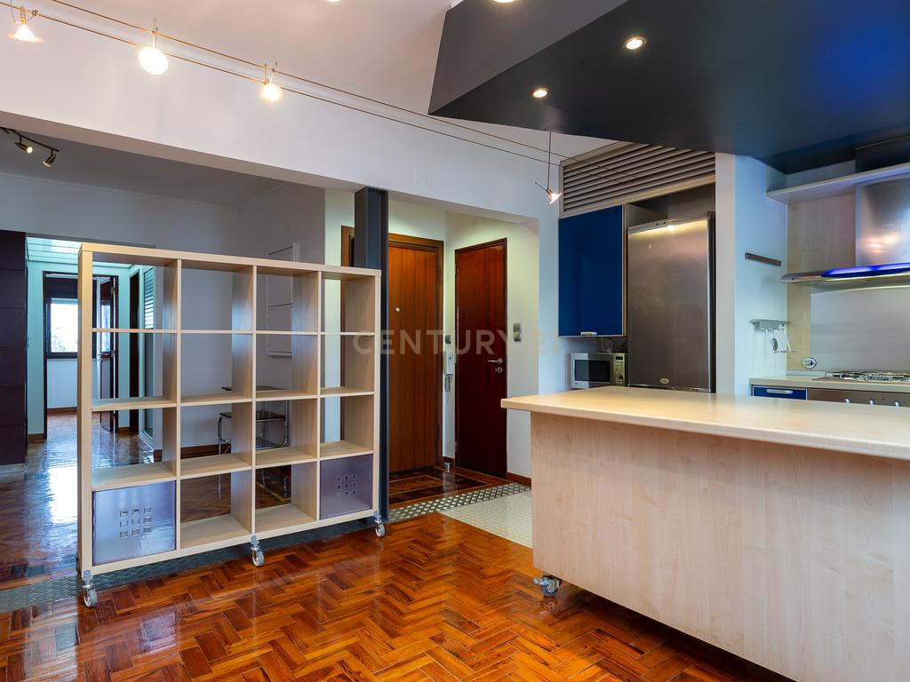 Apartamento T2 em Sacavém, Loures - Oportunidade Única! - Image 3