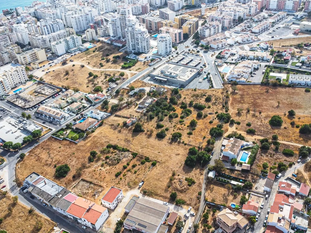 Terreno para construção de moradias - Image 12