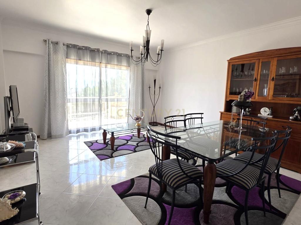  Apartamento T2 em Sesimbra, primeira linha da praia com Terraço Vista Mar - Image 12