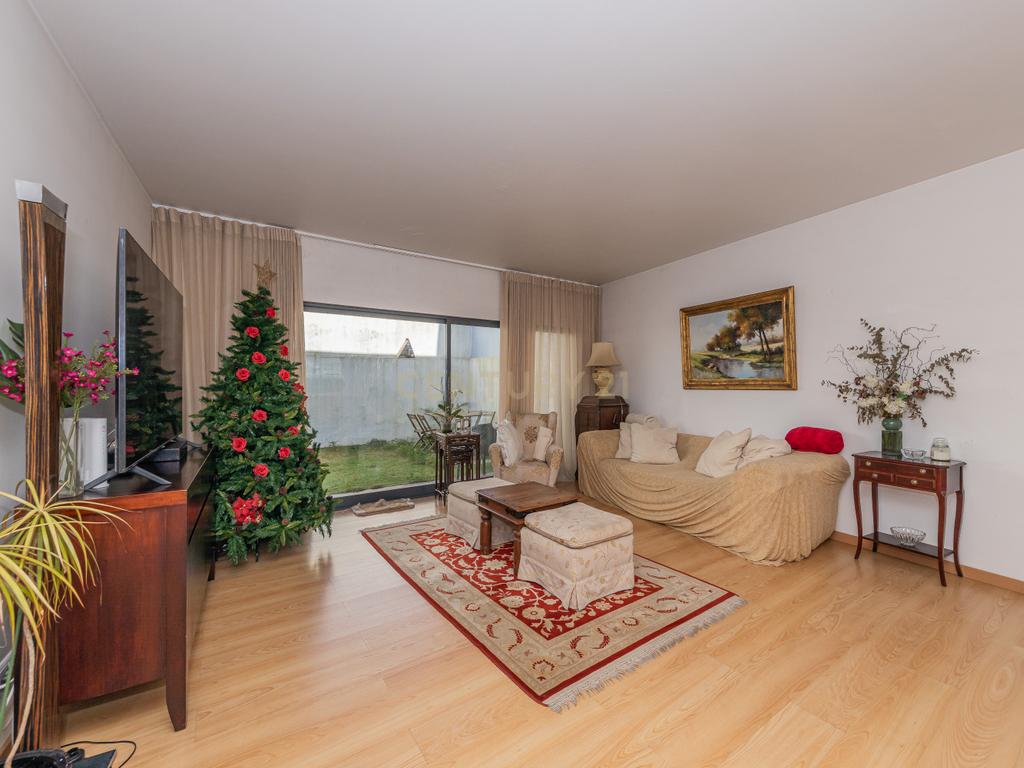 Moradia Moderna T4 em São Domingos de Rana, Cascais - Image 6