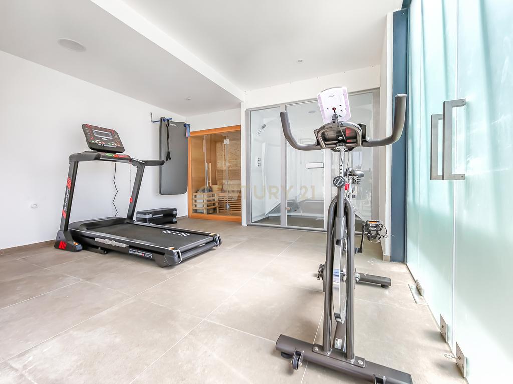 Moradia T4 em Condomínio Privado | Piscina | 6WC | Jardim | Terraço | Box | Quinta do Brilhante | Albarraque A 5 Minutos Do colégio Tasis internacional - Image 58