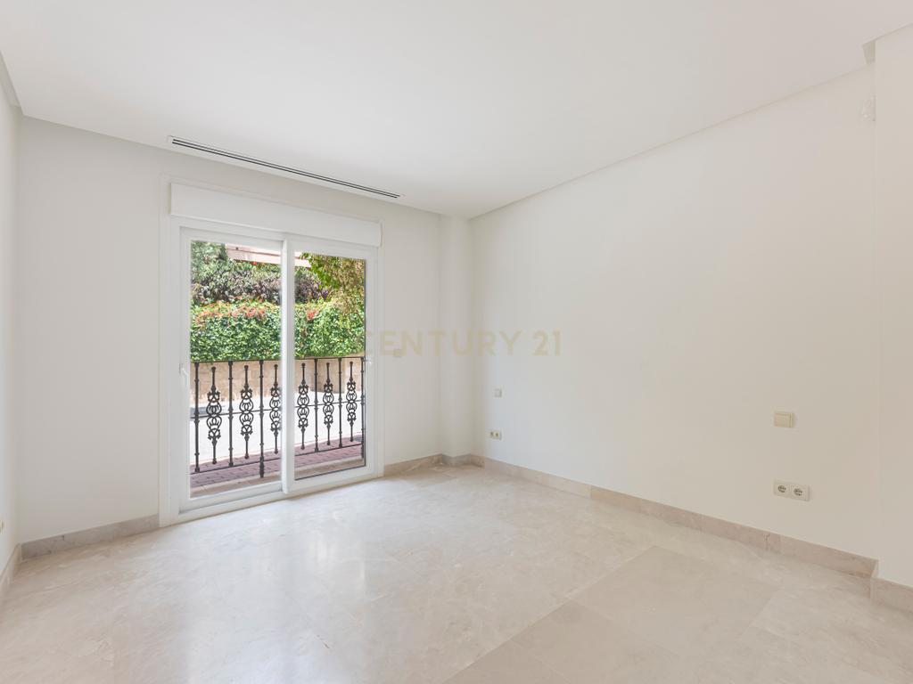 Magnífica habitação de luxo em VISTA REAL, Nueva Andalucía, Marbella! - Image 23