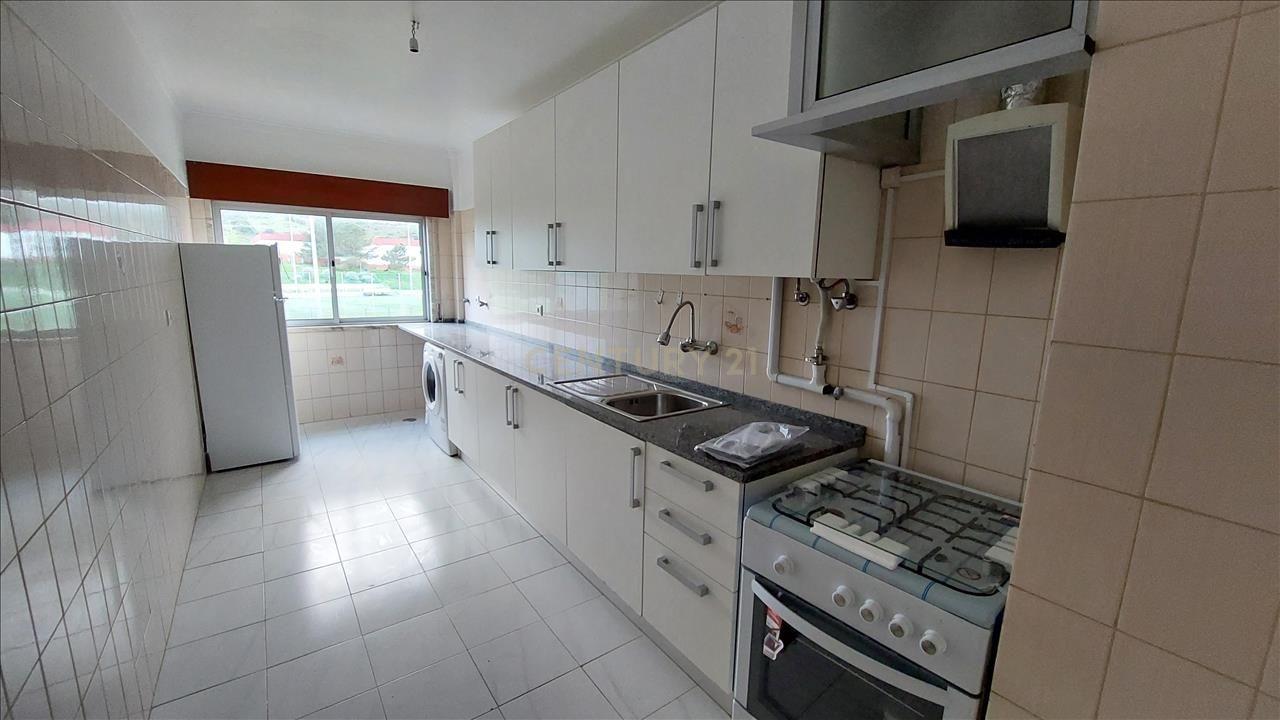 Apartamento T2 - Algueirão Mem-Martins - Image 2