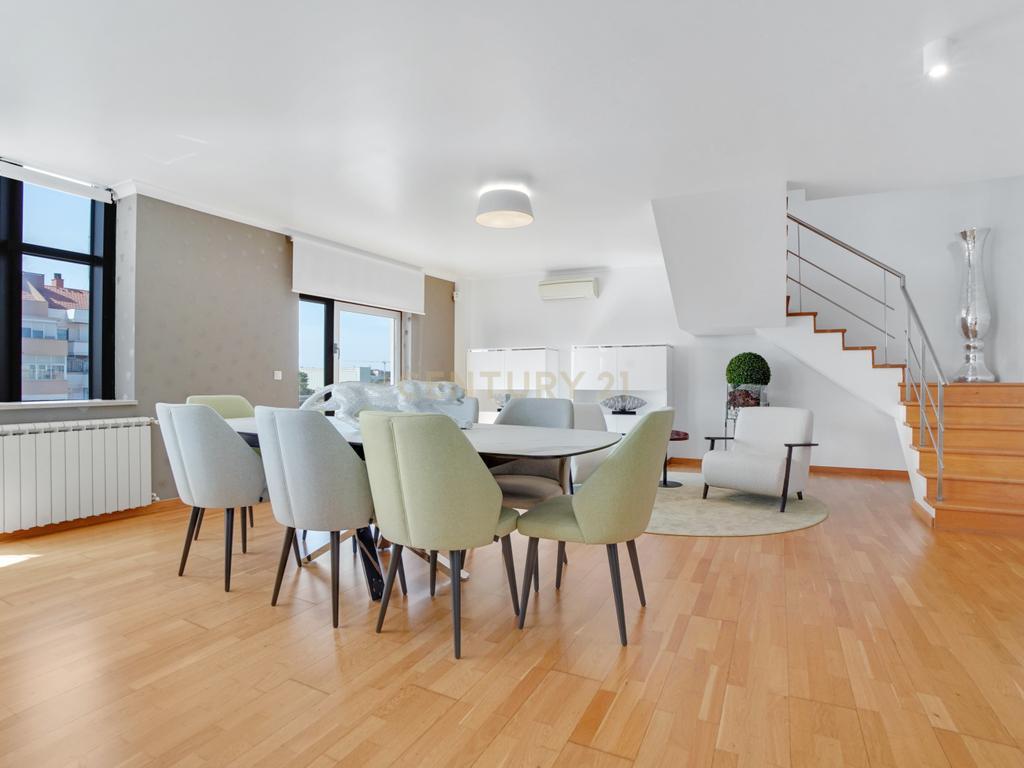 Apartamento T5 Duplex de Luxo para Arrendamento – Avenida do Brasil, Lisboa - Image 3