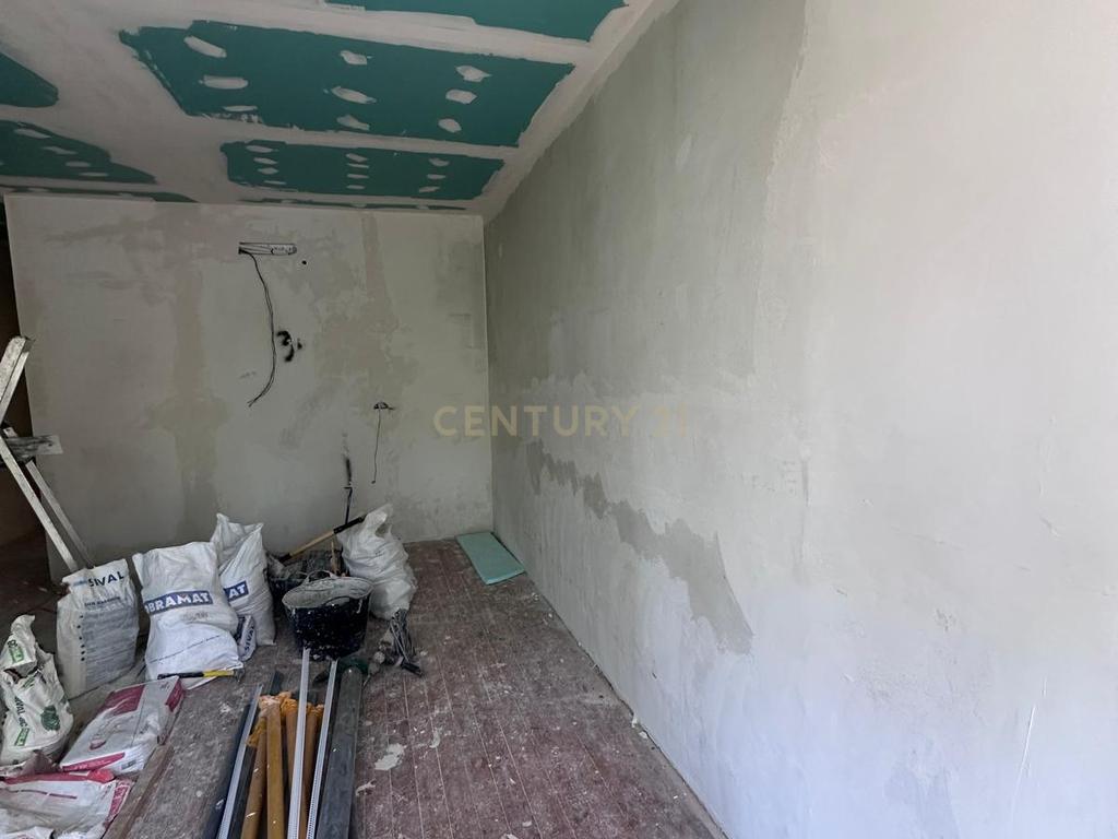 Apartamento T2 com 85m2 - Avenidas Novas  - Image 9