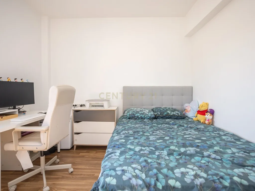 Apartamento T3 Remodelado em São Domingos de Benfica | 2 WC - Image 16