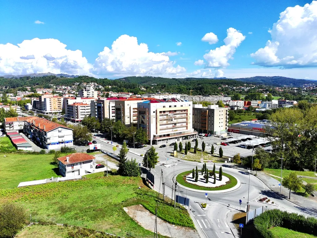 Apartamento T3 Povoa de Lanhoso/Permuta - Image 1