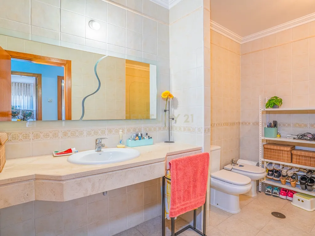Apartamento T3 com garagem - Cidade Nova, Caldas da Rainha - Image 22