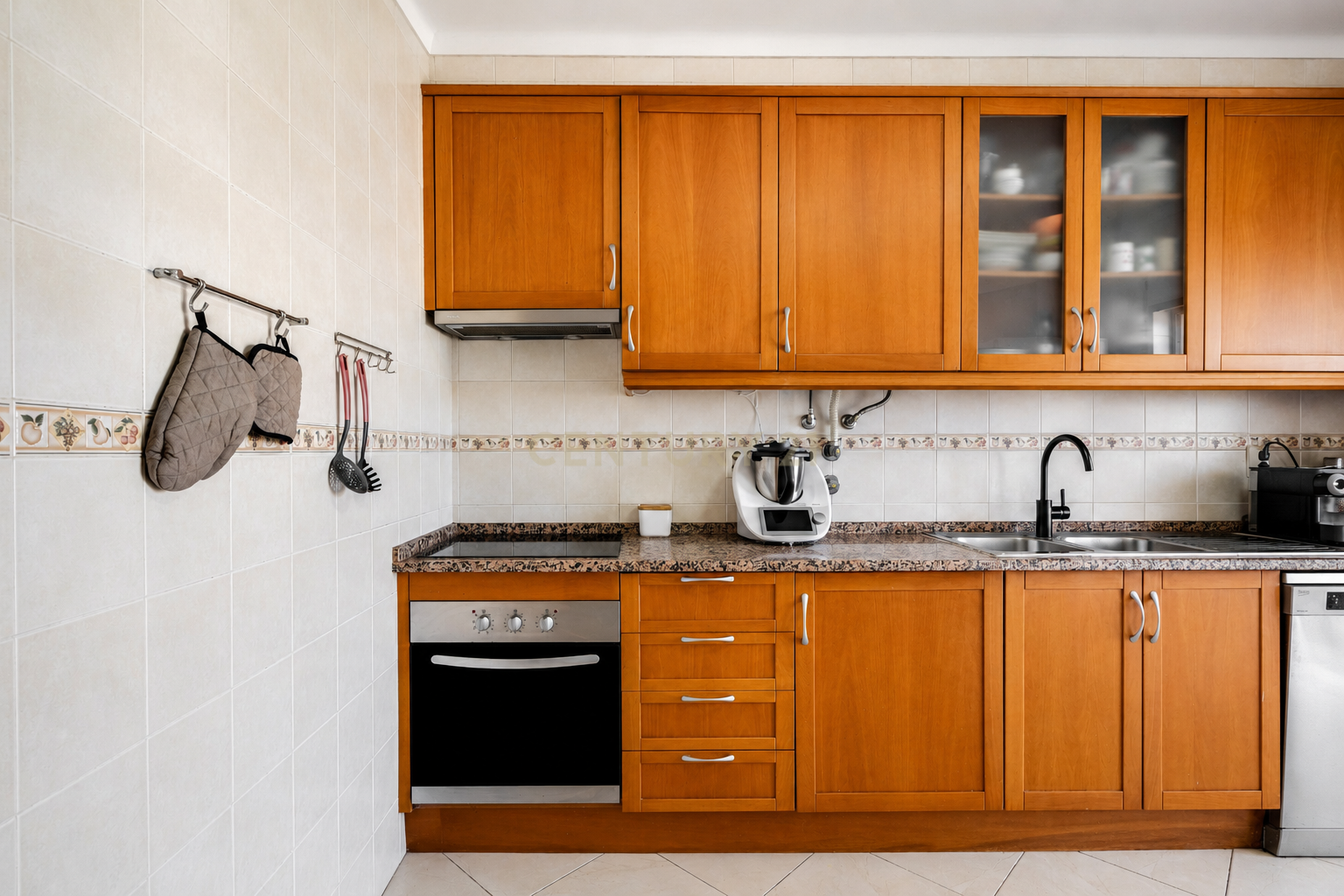 Fotografia 8 de Apartamento T3 | Espaço, Conforto e Localização no Centro de Olhão