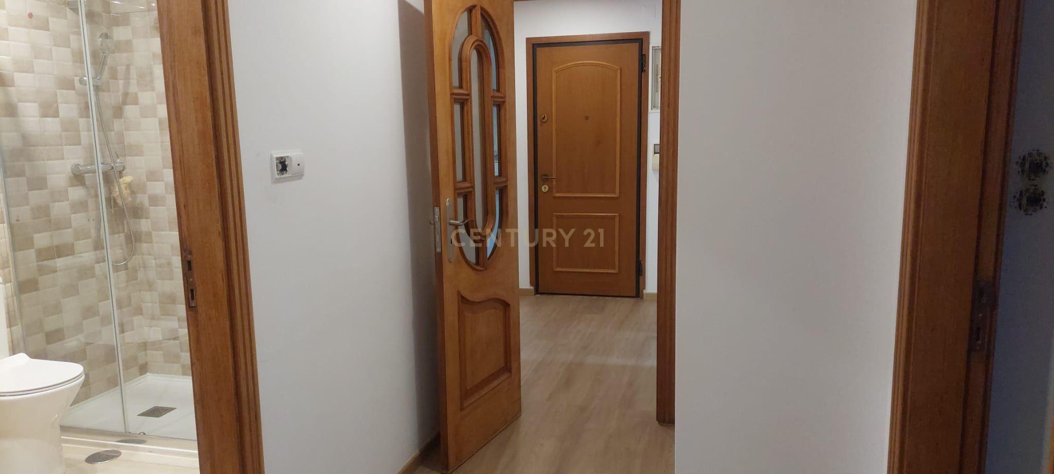 Fotografia 5 de Apartamento Moderno na Ramada para Arrendamento