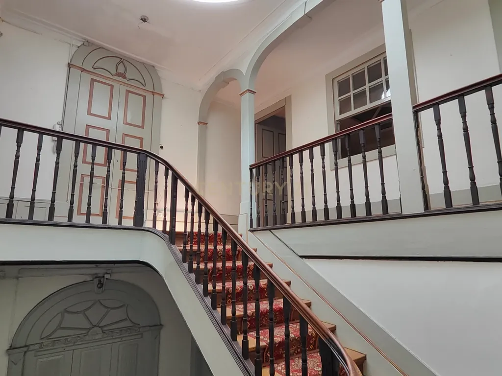 Imóvel de Investimento Estratégico na Boavista, Porto - Image 38