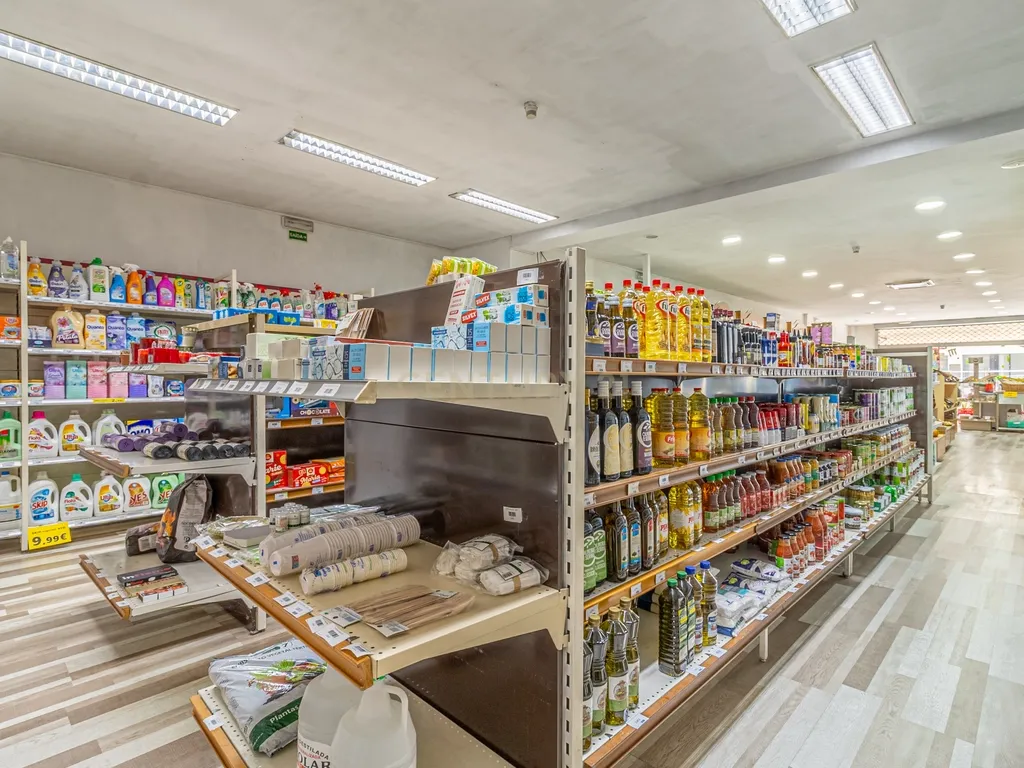 Trespasse de Supermercado junto à Universidade do Minho - Image 8