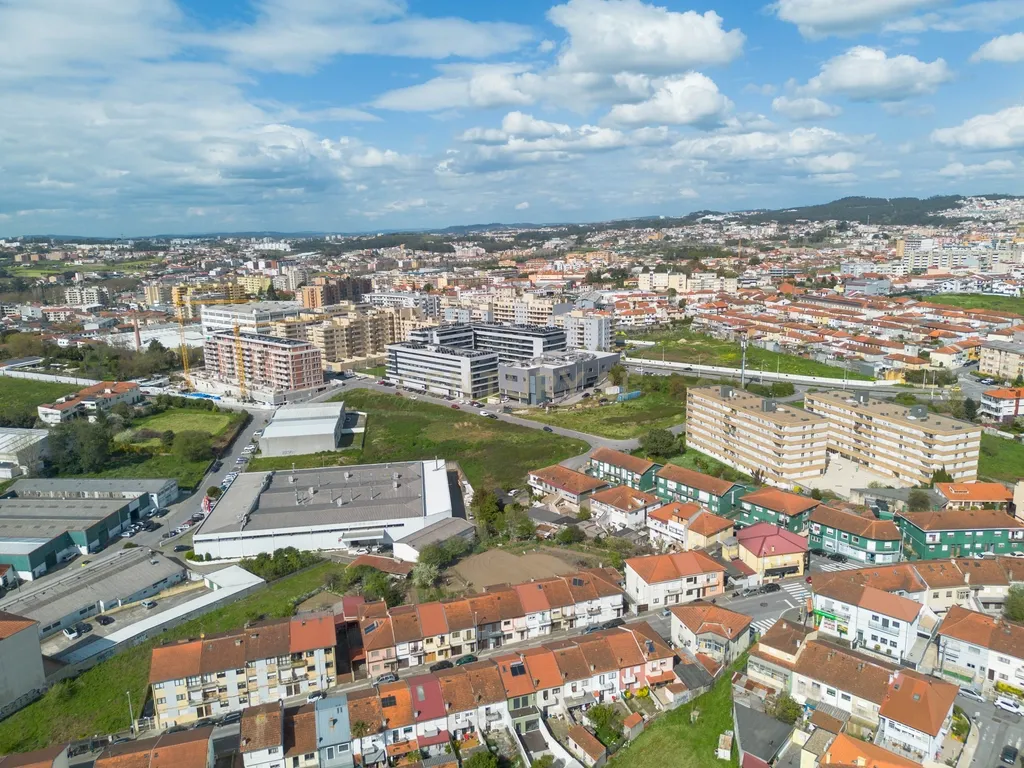 Apartamento T2 Novo com lugar de Estacionamento em Rio Tinto - Image 31