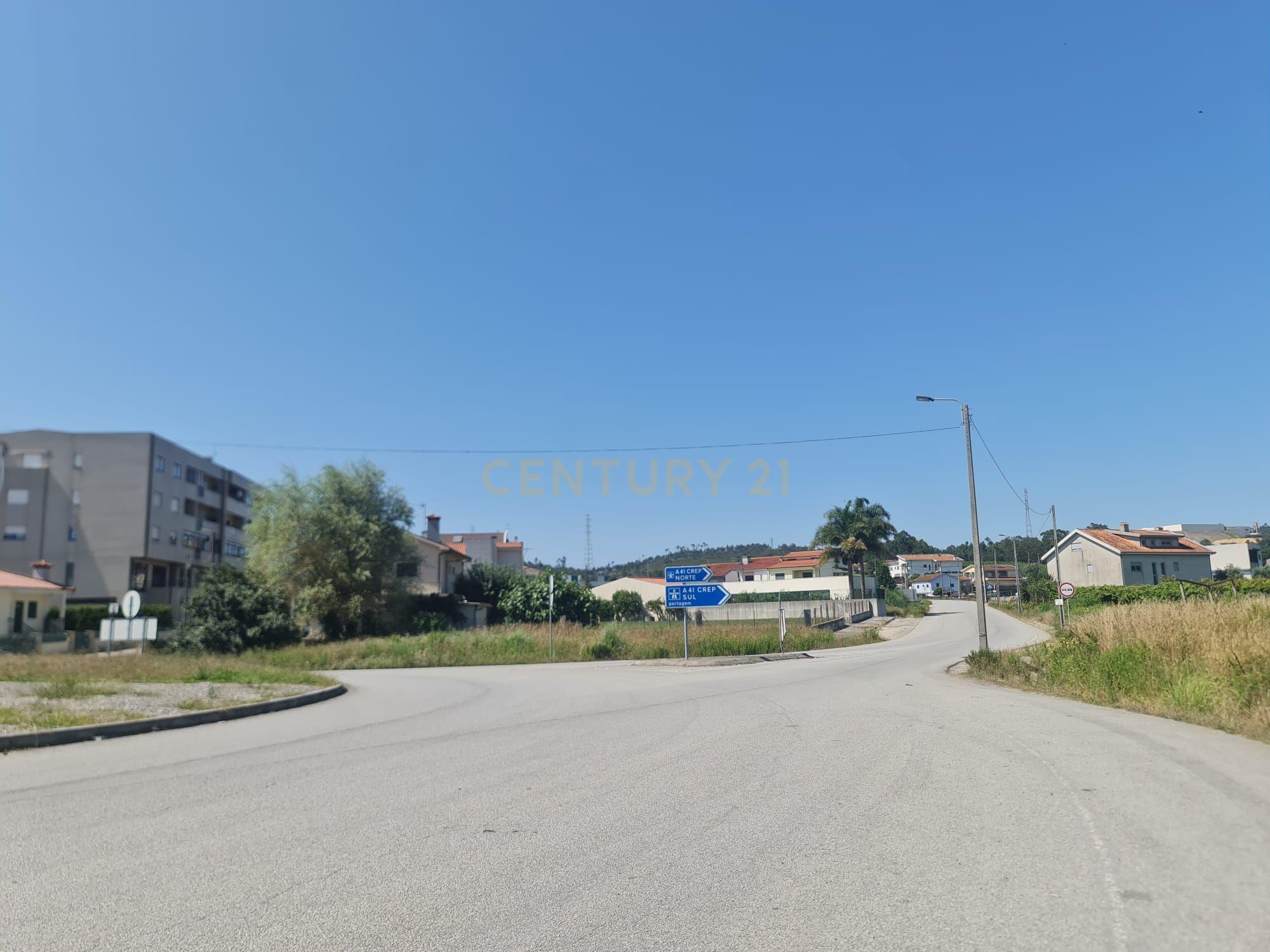 LOTES DE TERRENO PARA CONSTRUÇÃO GANDRA JUNTO AO NOVO PARQUE DA CIDADE, REPSOL, JUNTA DE FREGUESIA, GINÁSIO CHILL OUT E FACULDADE CESPU - Image 12