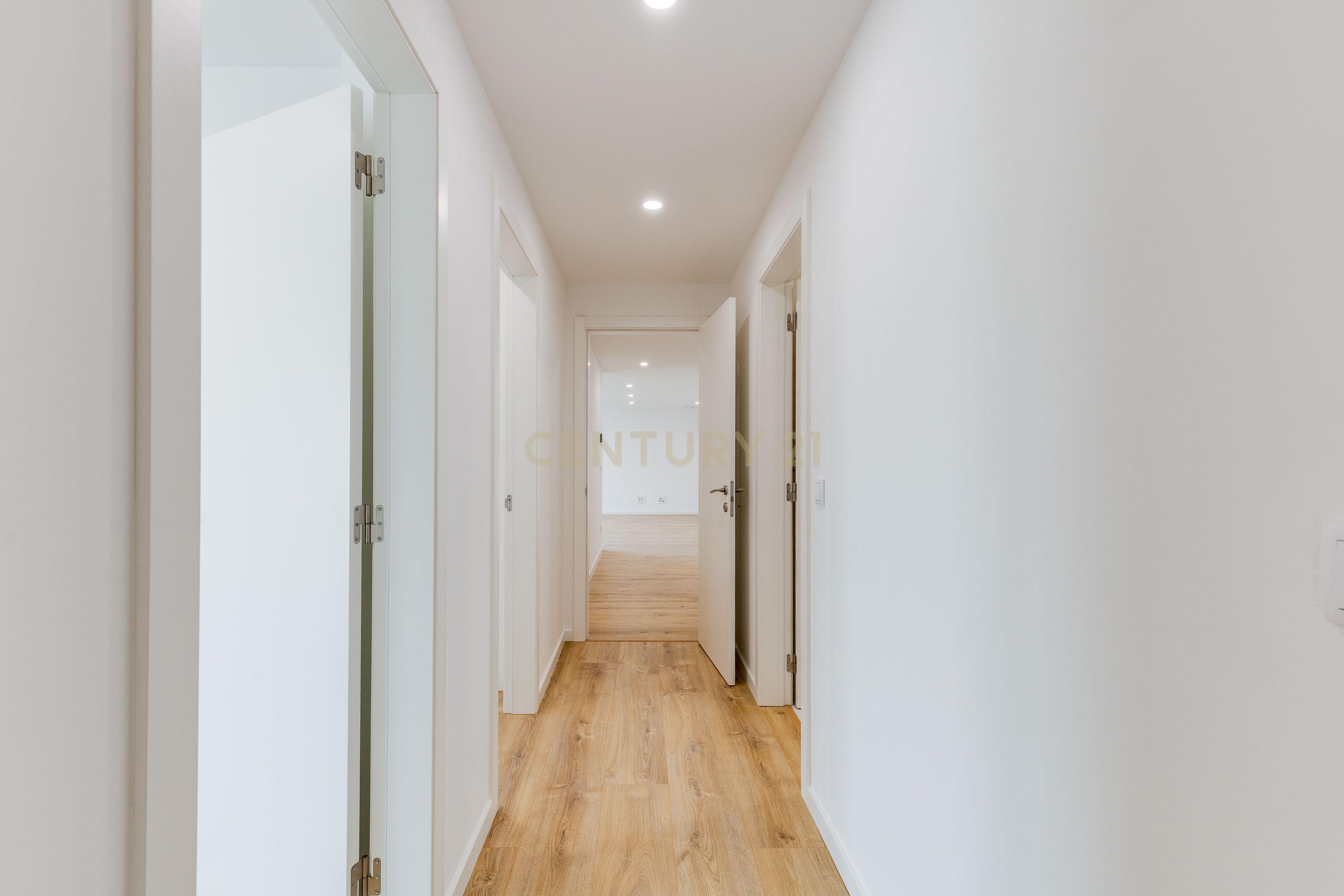Fotografia 10 de Luxuoso apartamento T3 em Pombal, Leiria