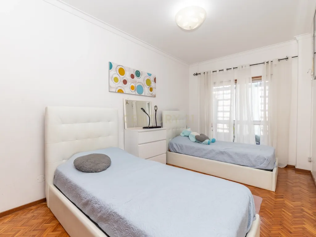 Apartamento T2 - Feijó com varanda - Image 14