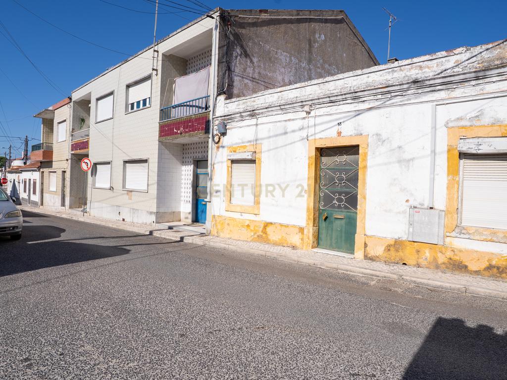 Casa para Recuperação em Cartaxo com Vista Panorâmica - Image 57