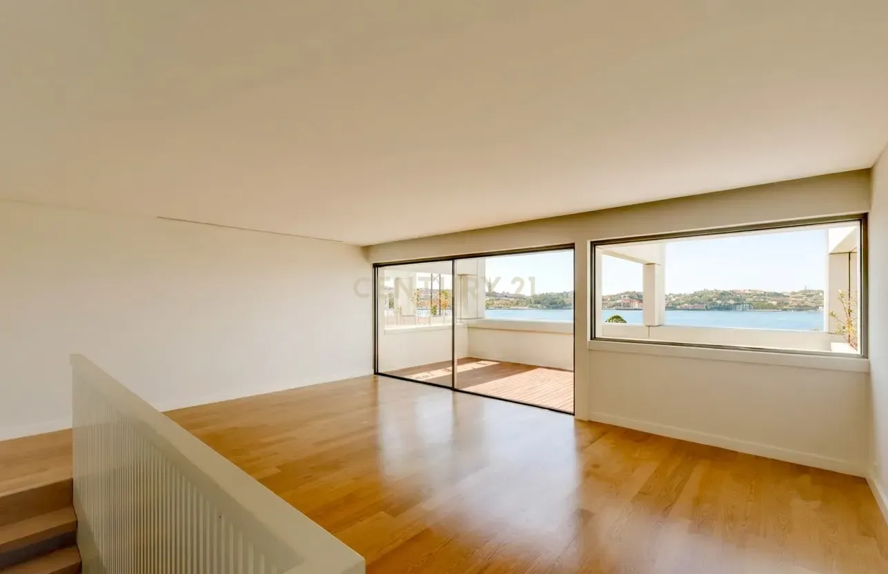 Fotografia 6 de Luxuosa Moradia T4 em Alcântara, Lisboa
