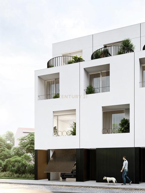 Moradia T3 com varanda e jardim em Pedroso, Vila Nova de Gaia, Porto - Image 9