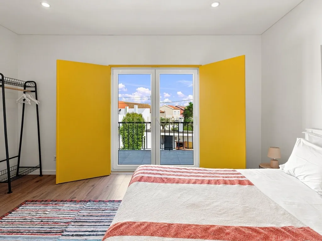 Moradia T4 +1 com piscina totalmente remodelada com painéis solares na Lourinhã ( São Bartolomeu dos Galegos) - Image 27