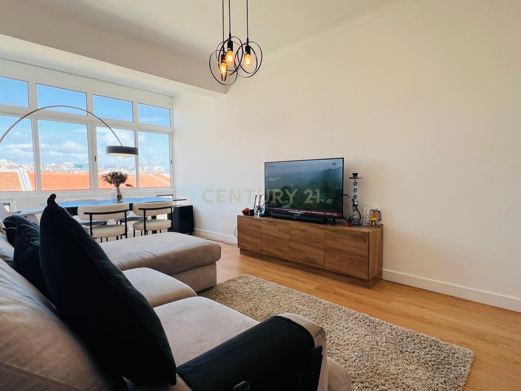 Excelente Apartamento T3 em Almada – Cova da Piedade  - Image 2