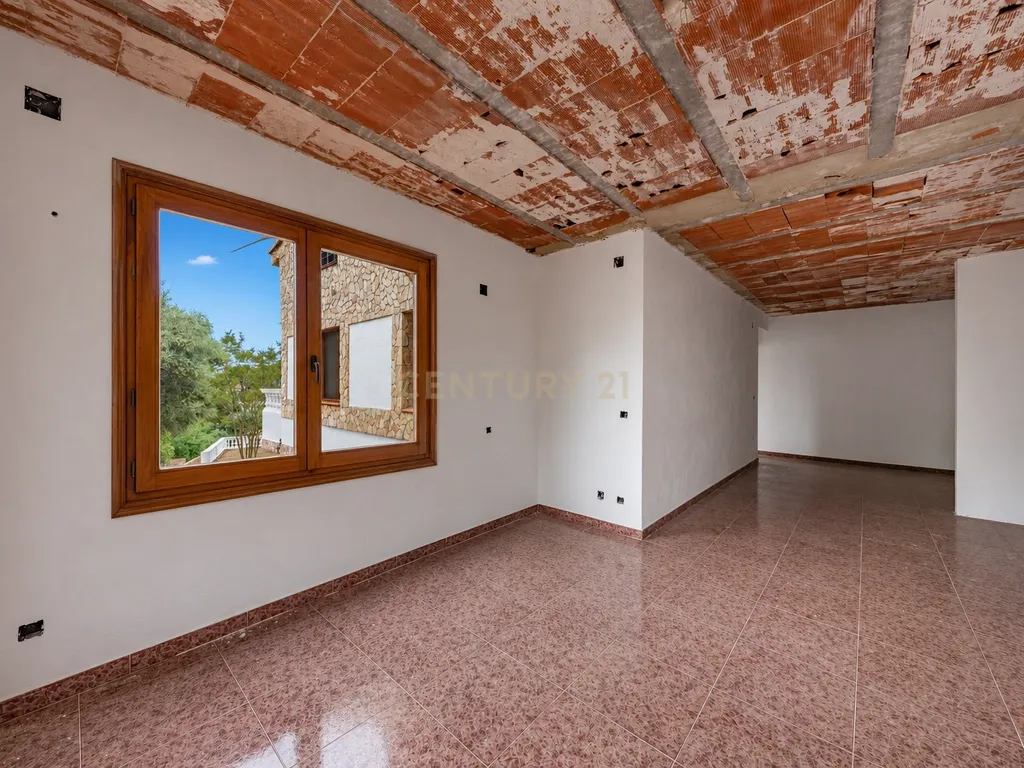 Casa ou vivenda independente na Calle Camamilla, Aiguaviva Parc, Vidreres, Girona, Costa Brava. - Image 29