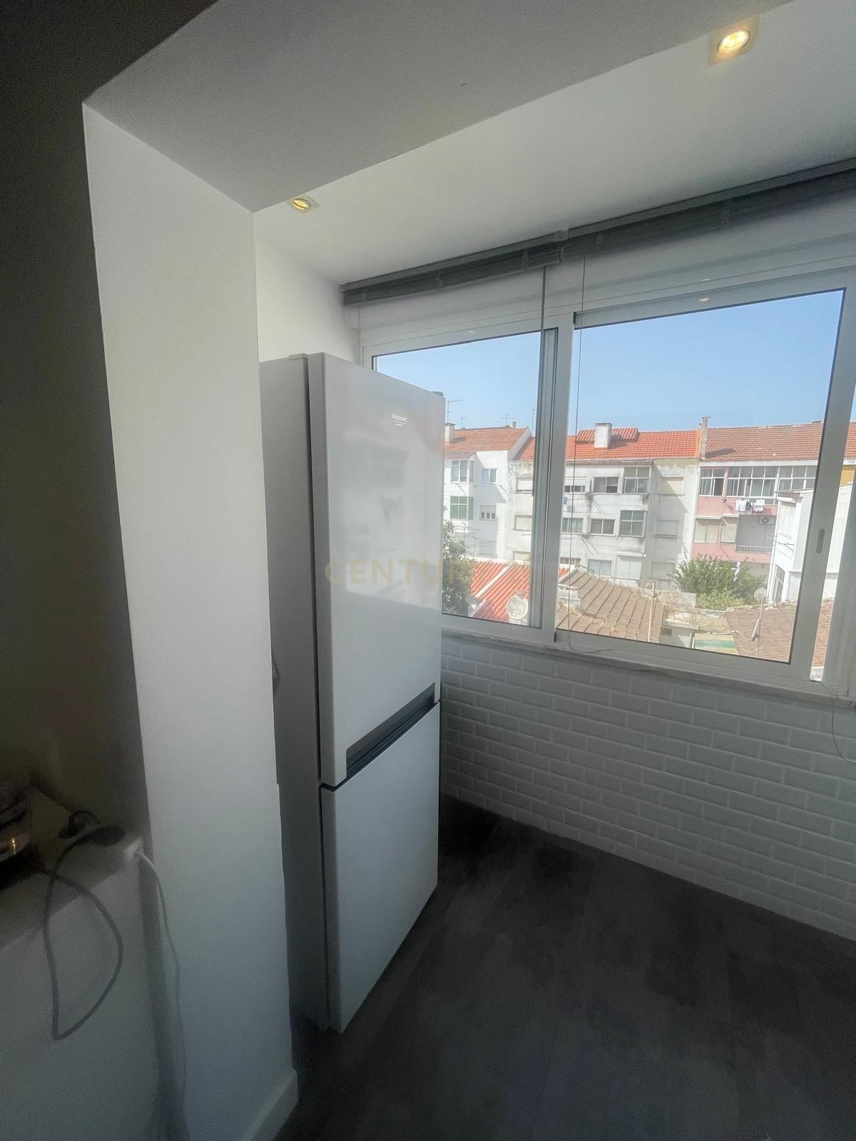 Fotografia 6 de Apartamento T2 com possibilidade de utilização como T3 | Excelente localização no Barreiro