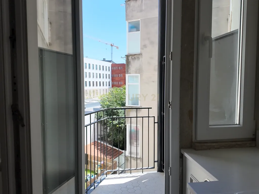 T2 para Arrendamento na Lapa, Lisboa | Novo | Varanda | Ar Condicionado | Vintage Lapa - Image 18