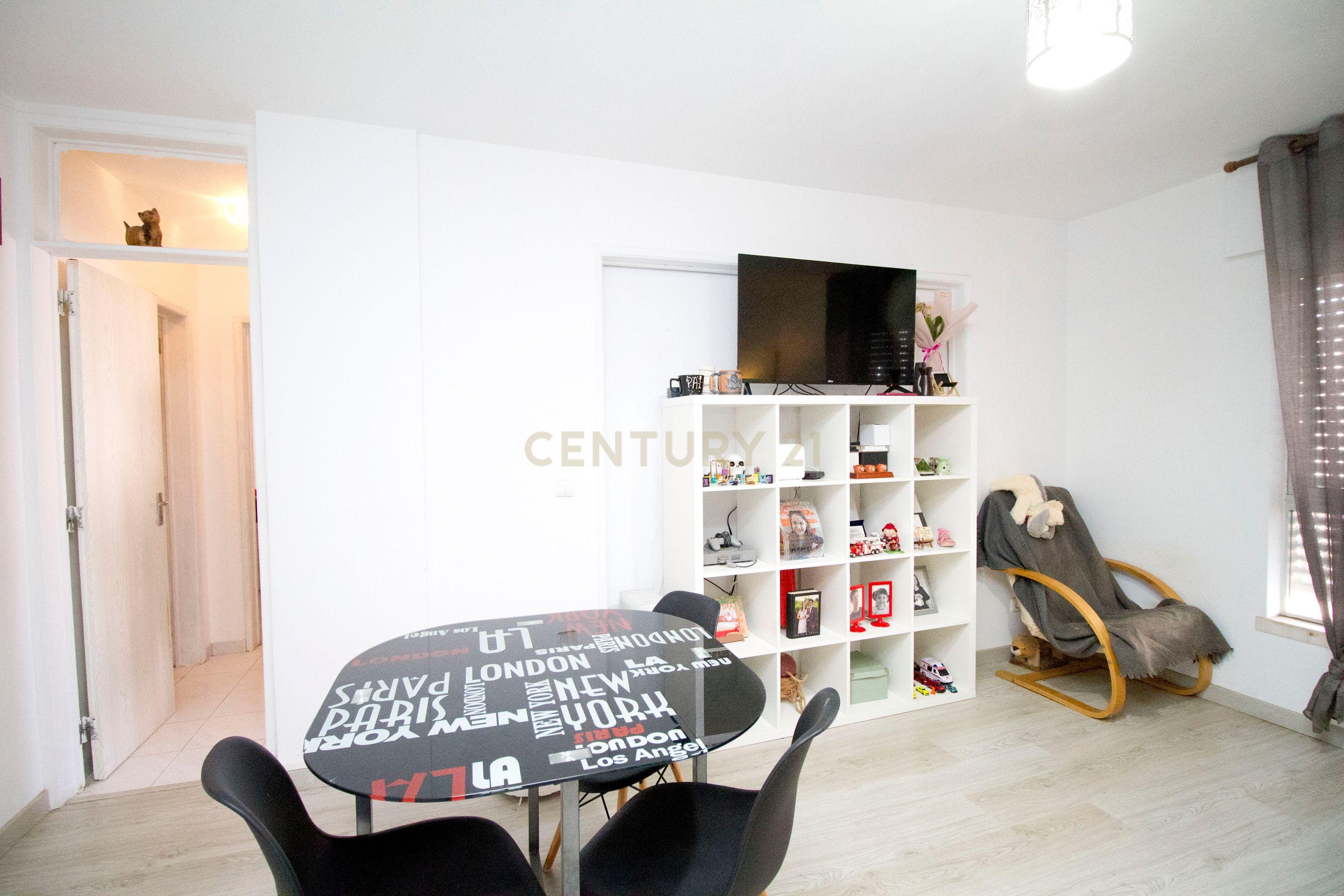 Fotografia 6 de Apartamento T2 c/arrecadação em Setúbal