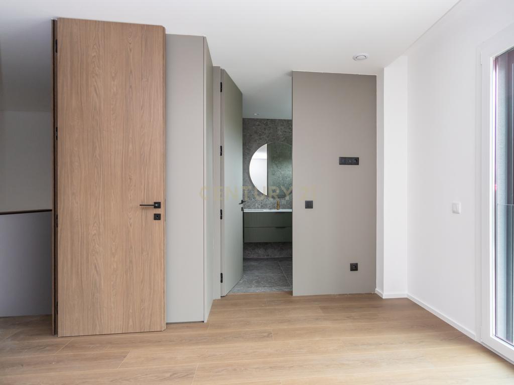 Mais que uma casa é um refugio de conforto e elegância ! - Image 46