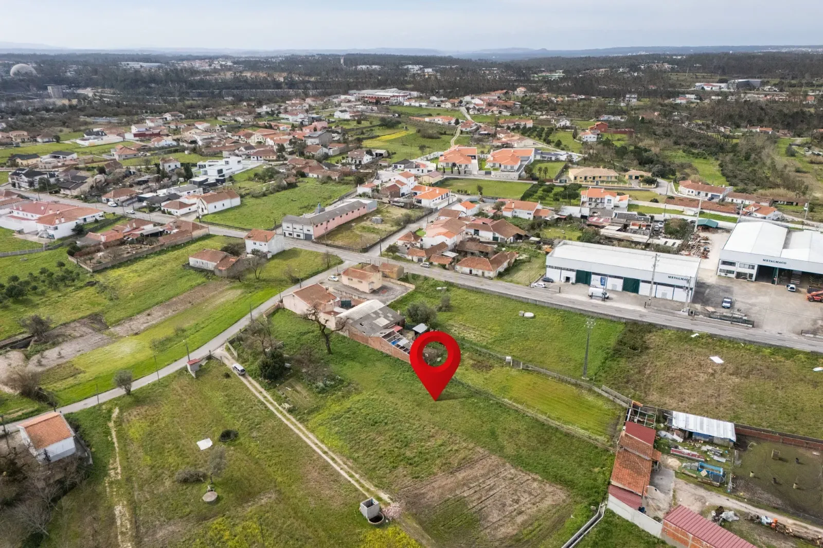 Fotografia 3 de TERRENO À VENDA – ÓTIMA OPORTUNIDADE!