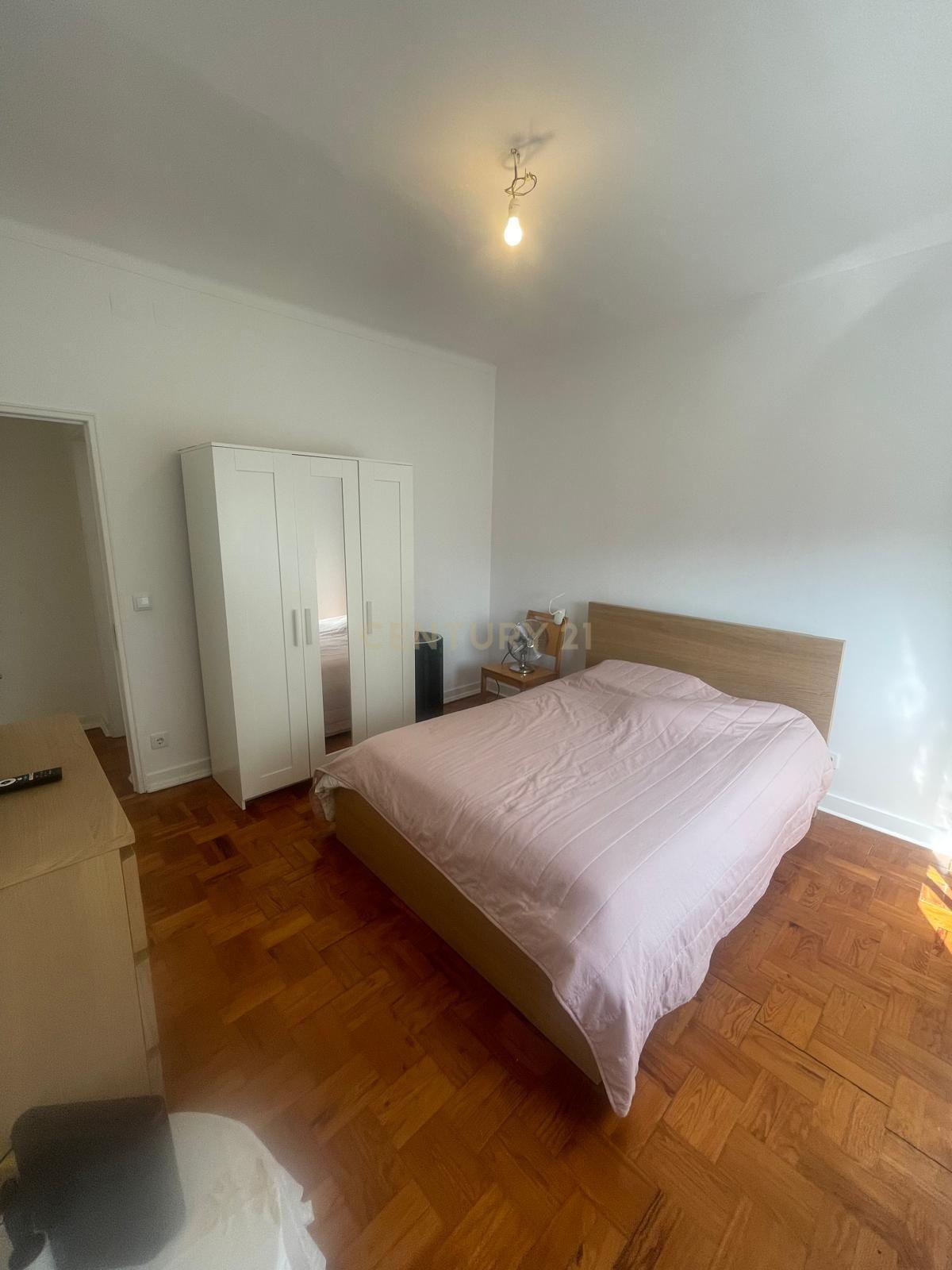 Fotografia 11 de Apartamento T2 com possibilidade de utilização como T3 | Excelente localização no Barreiro