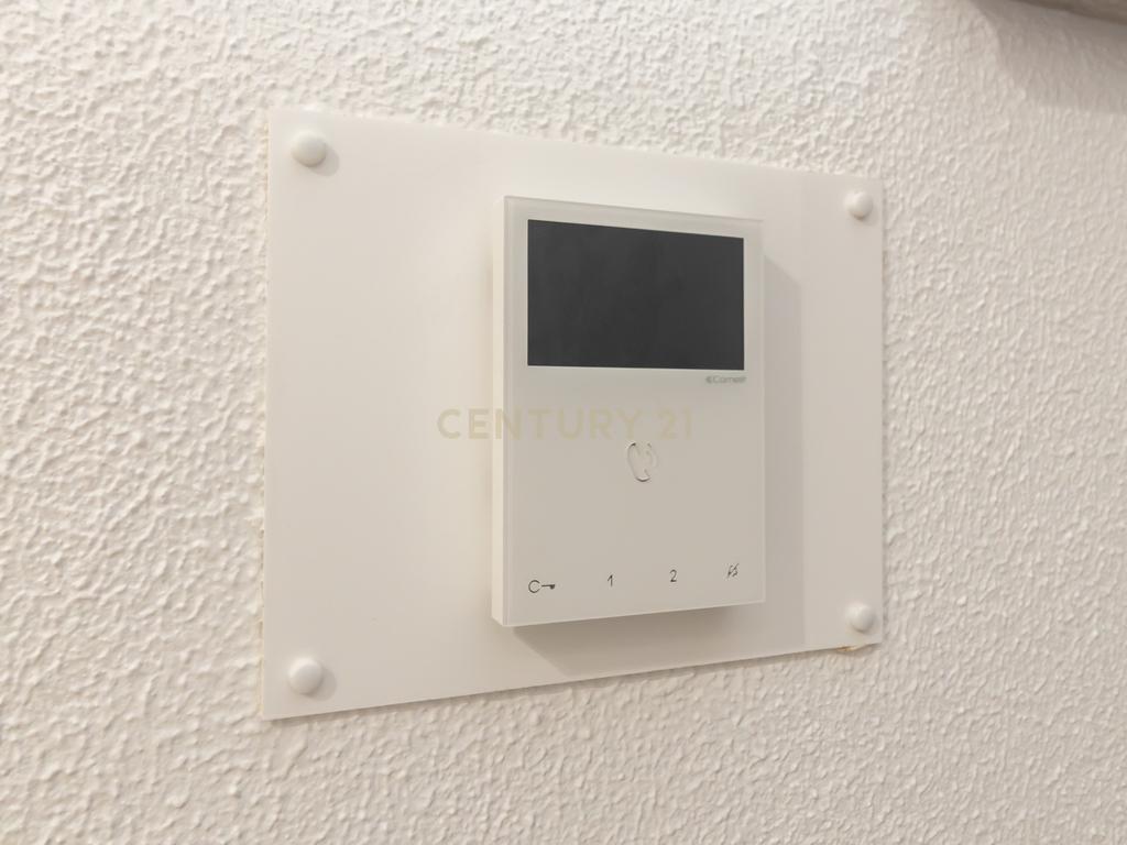 Apartamento T2 de 98m2 com Excelentes Áreas e 2 WC no Centro da Costa da Caparica - Image 21