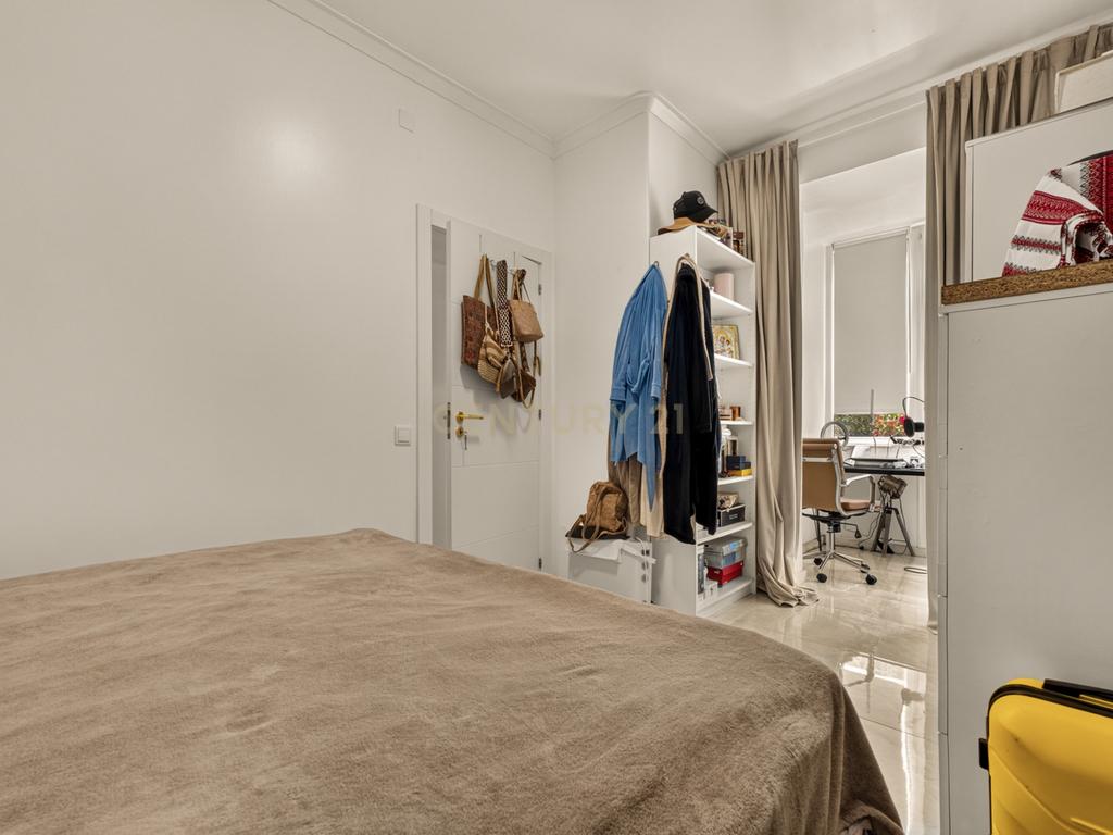 Apartamento T2 totalmente renovado em Cascais | Excelente oportunidade de investimento - Image 18
