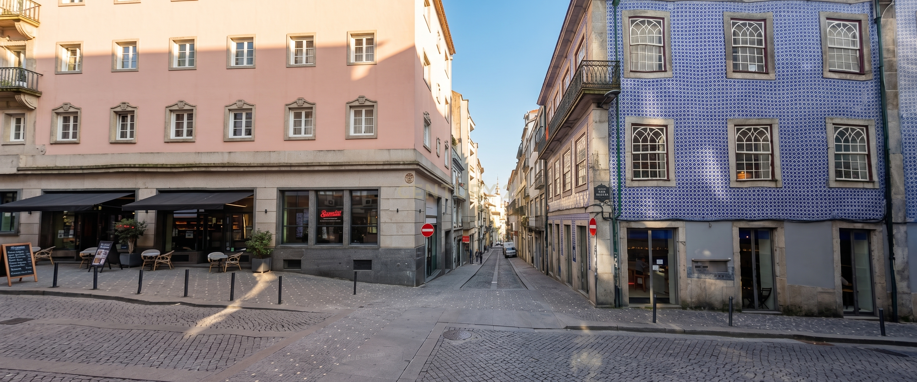 Fotografia 12 de Edifício no Centro histórico do Porto - Rendimento acima de 5%